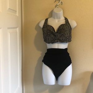 High waisted black and white swimsuit